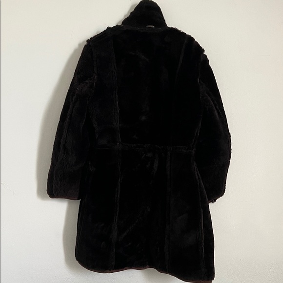 Real Sheepskin Coat styled by Ian Scot Unisex - Picture 17 of 17